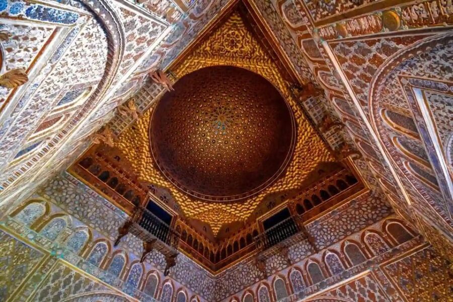 Discover the Real Alcazar of Seville: Access With Local Host