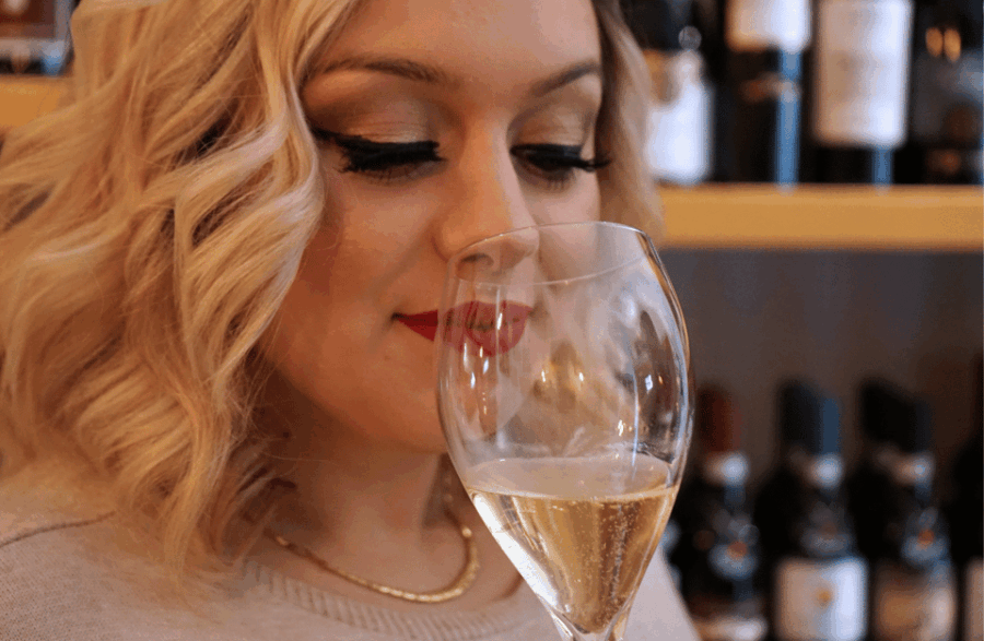 Easy Wine Tasting in Genoa City Center