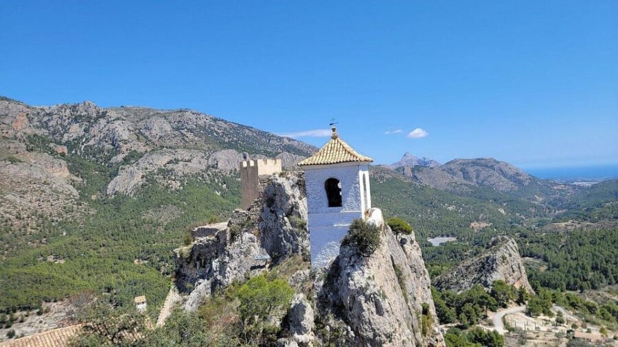 From Alicante, Benidorm: to the Medieval Castle of Guadalest