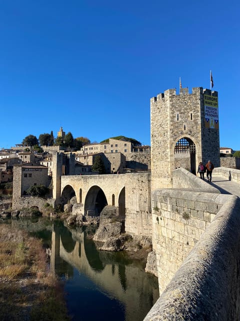 From Barcelona: Girona, Besalú & Castellfollit Day Trip