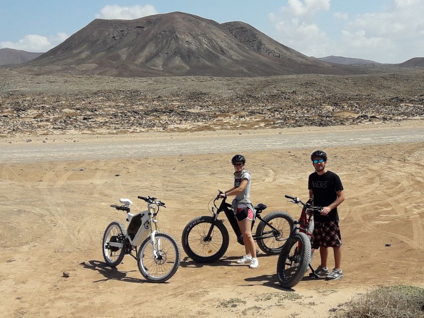 From Corralejo: Fuerteventura Guided E-Bike/E-scooter Tour