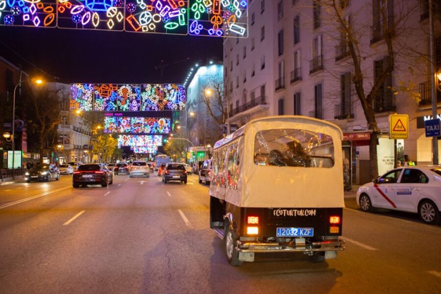 Madrid: Private Christmas Lights Tour by Eco Tuk-Tuk - Highlights of the Itinerary