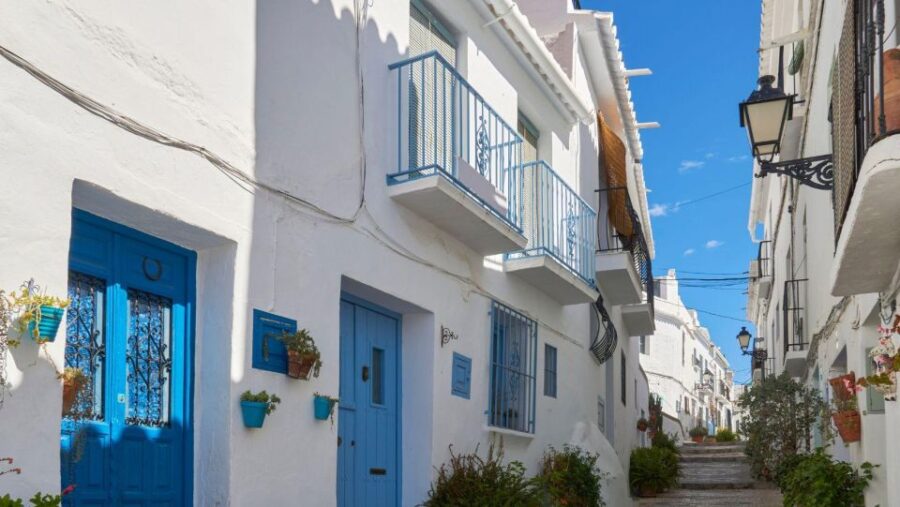 Malaga: Frigiliana & Nerja Tour With Local Product Tastings