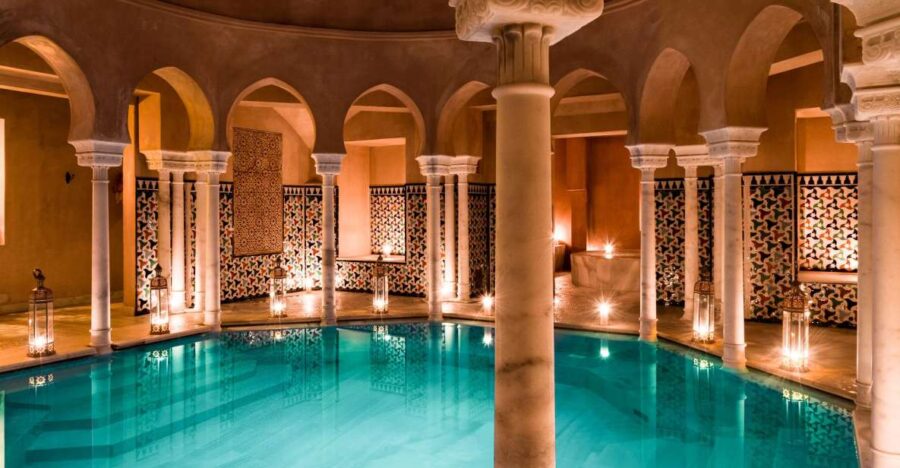 Malaga: Hammam Al Ándalus Entry Ticket With Massage