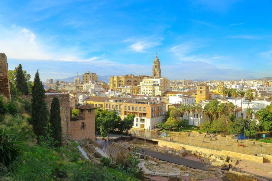 Malaga: Private History & Highlights Walking Tour - Tour Overview