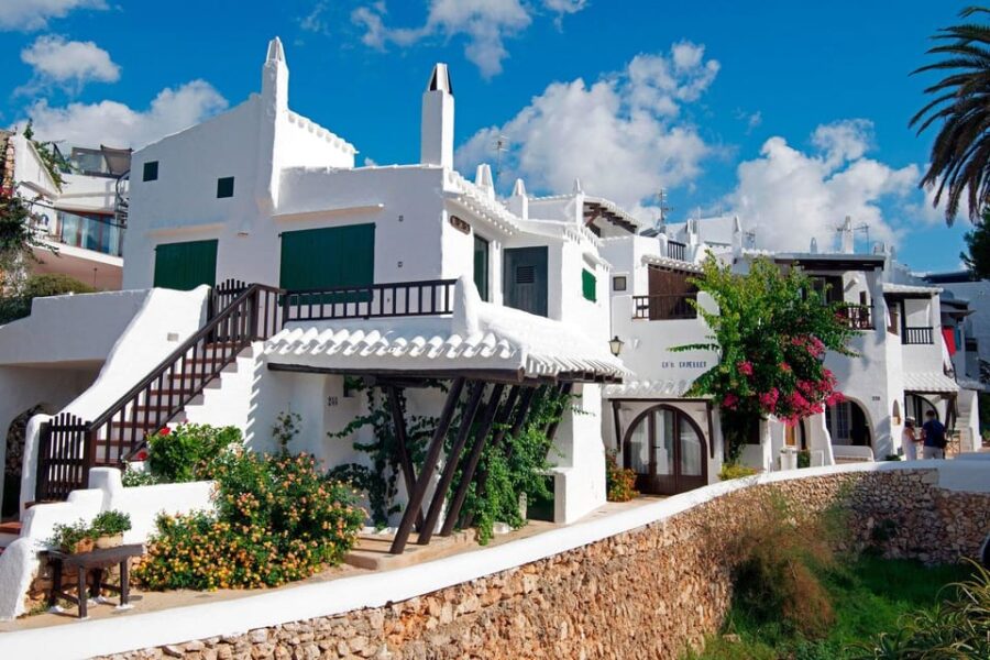 Menorca: Minibus Tour With Wine and Cheese Tasting