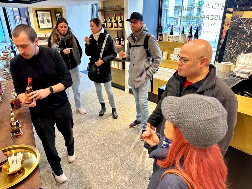 Milan: City Sightseeing & Culinary Crawling Walking Tour