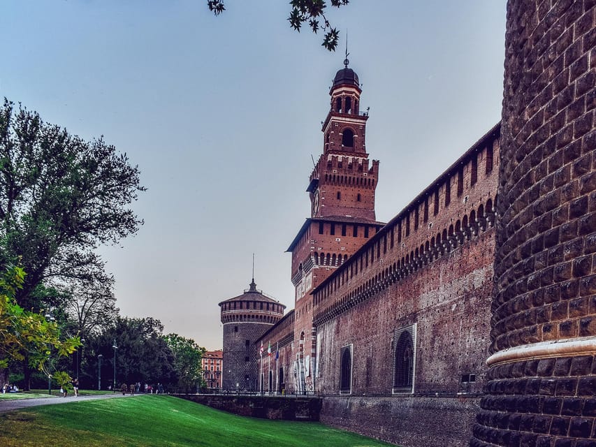 Milan: Night Tour by Bus - Tour Overview