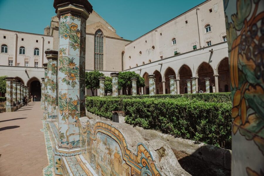 Naples: Santa Chiara Cloister Guided Group Tour