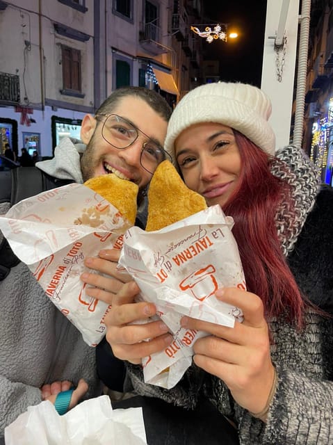 Naples: Street Art, Wine and Food Tasting Walking Tour