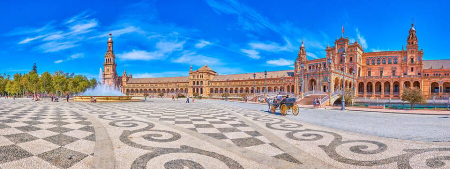 NOSIESTA | Guided E-Bike Tour Sevilla | ENGLISH (NATIVE)