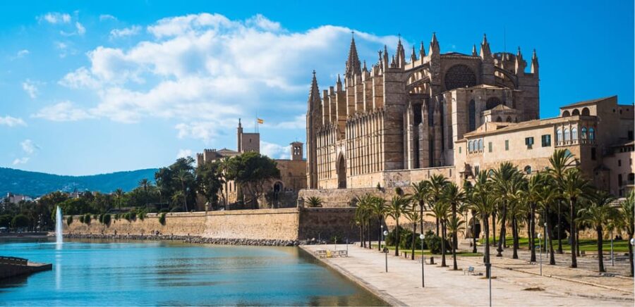 Palma De Mallorca: Small-Group Tour & Fast-Track Cathedral