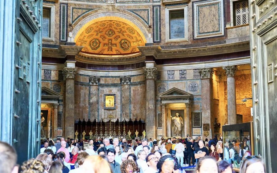 Pantheon Audio Guided Tour: Endless Imperial Rome Experience