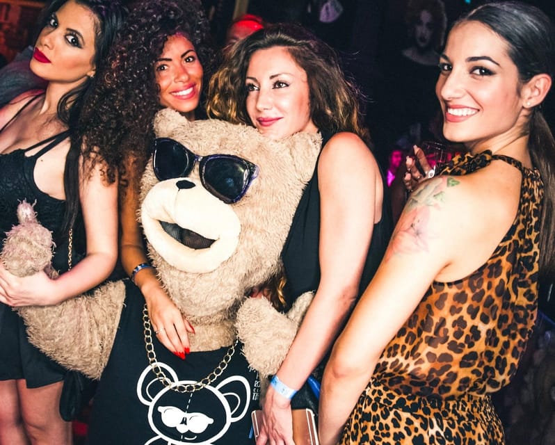 Rome: Guided Bar Crawl in Trastevere - Experience the Vibrant Nightlife of Trastevere