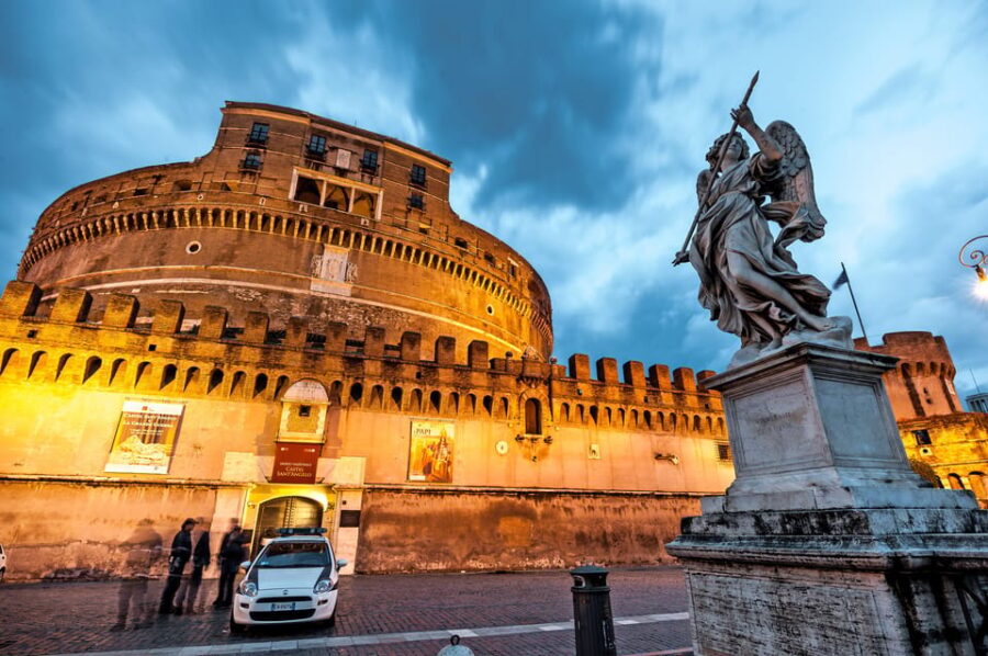Rome: Self-Guided Pantheon Tour With Castel & Add-Ons