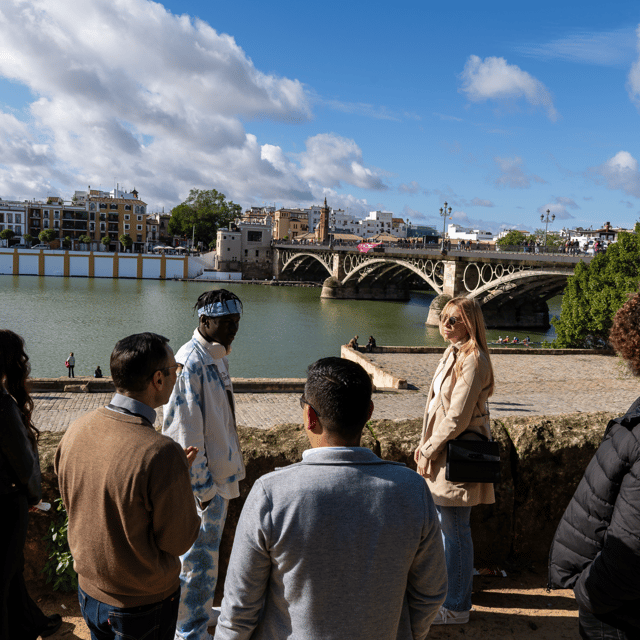 Seville: Tiny-Group Triana Iconic Neighborhood Walking Tour