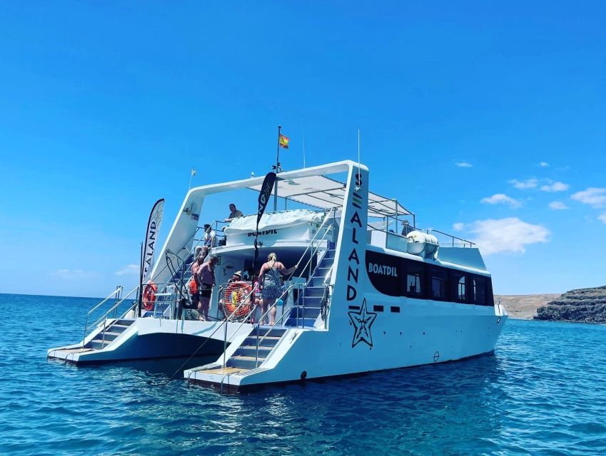 Southeast Fuerteventura: Boat Cruise With Lunch and Drinks