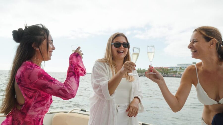 Tenerife: 6 & 8 Hour Private Luxury Motorboat Charter