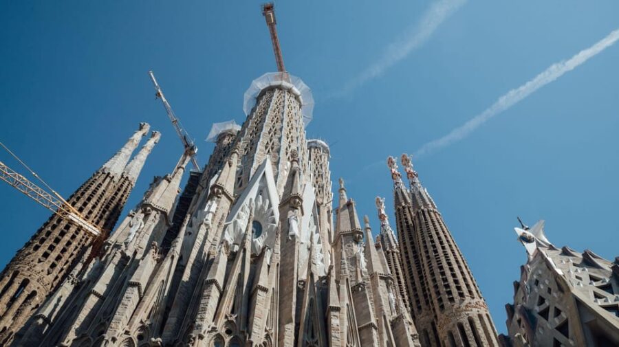 Tour of Stories and Legends Inside the Sagrada Familia