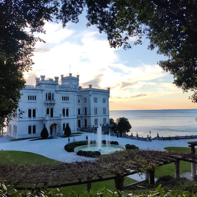 Trieste: Miramare Castle & Museum Entry Ticket & Audioguide