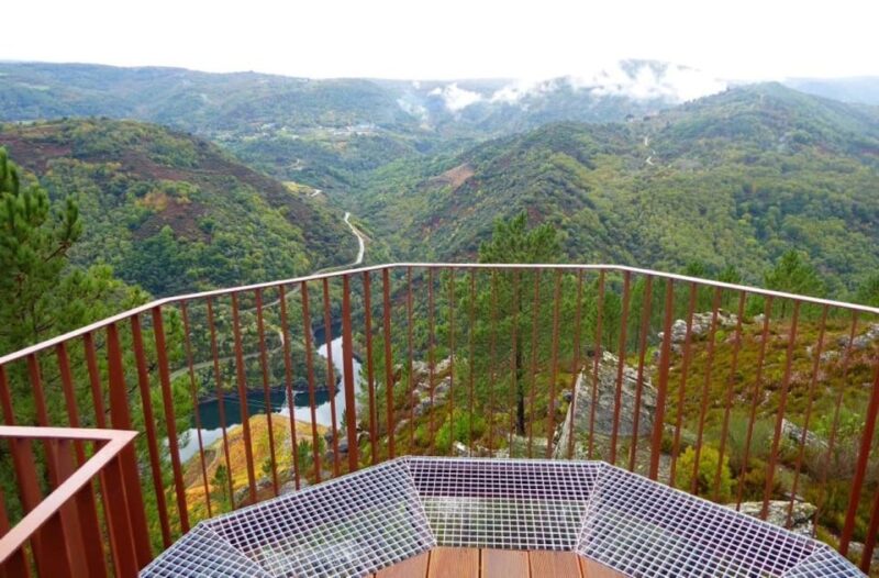 ✅From Santiago: Ribeira Sacra & Sil River Canyon Boat Tour - Discovering the Medieval Town of Allariz