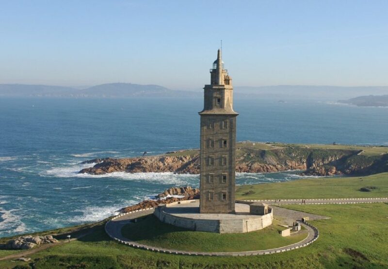 ✅From Santiago De Compostela: a Coruña and Betanzos - Walking Tour in La Coruña