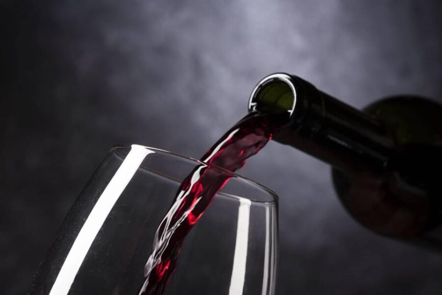 Winery Visit and Tasting in Elche With Wines and Tapas From Alicante in Van