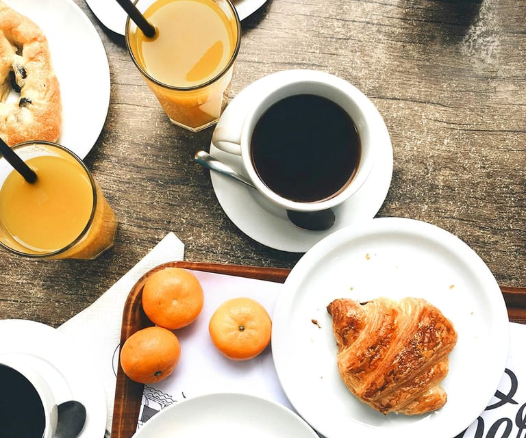 Valencia: Breakfast Brunch on a Boat Tour | Food and Drinks