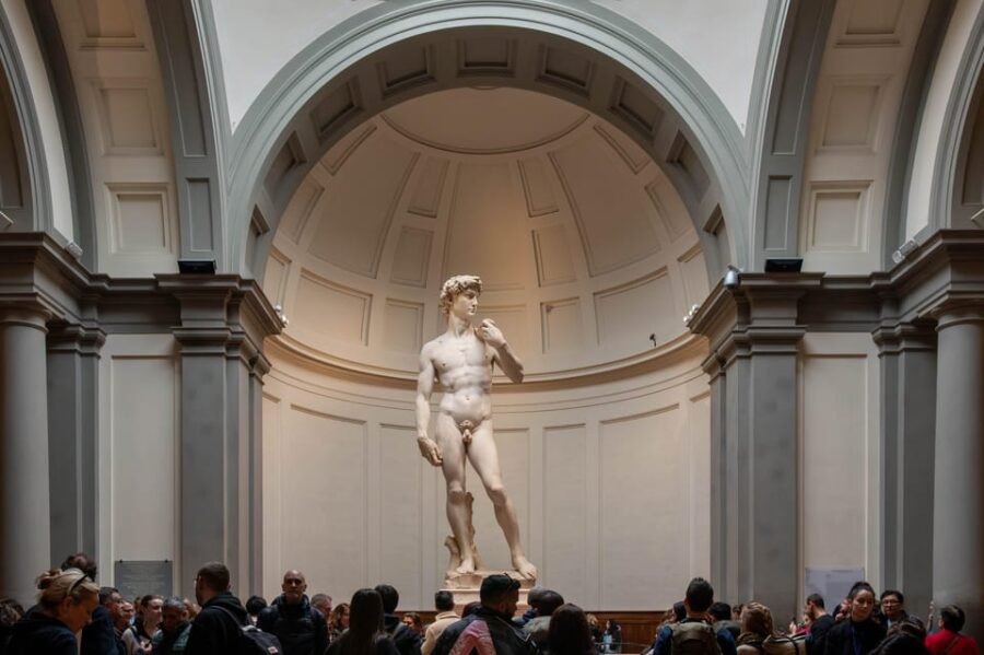 Florence: Accademia Ticket & Audio Guided Tour With Host