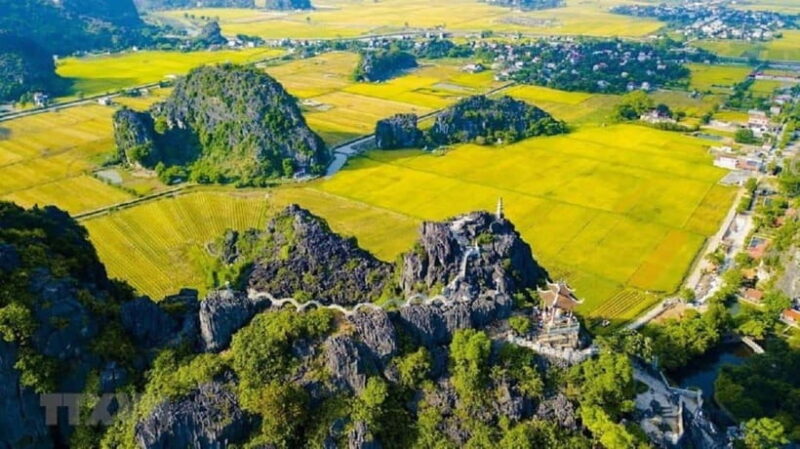 From Hanoi: Trang An Boat, Bai Dinh Pagoda, & Mua Cave Tour - Highlights of Bai Dinh Pagoda