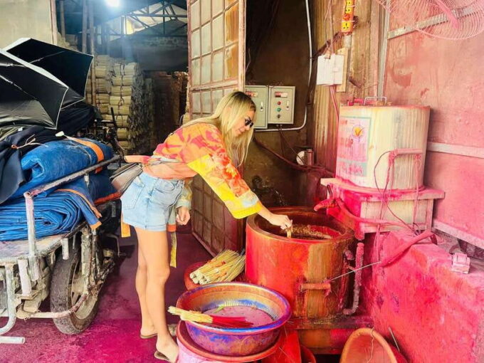Hanoi: Incense, Hat, Lacquer Making & Train Street Full-Day - Customer Feedback and Reviews