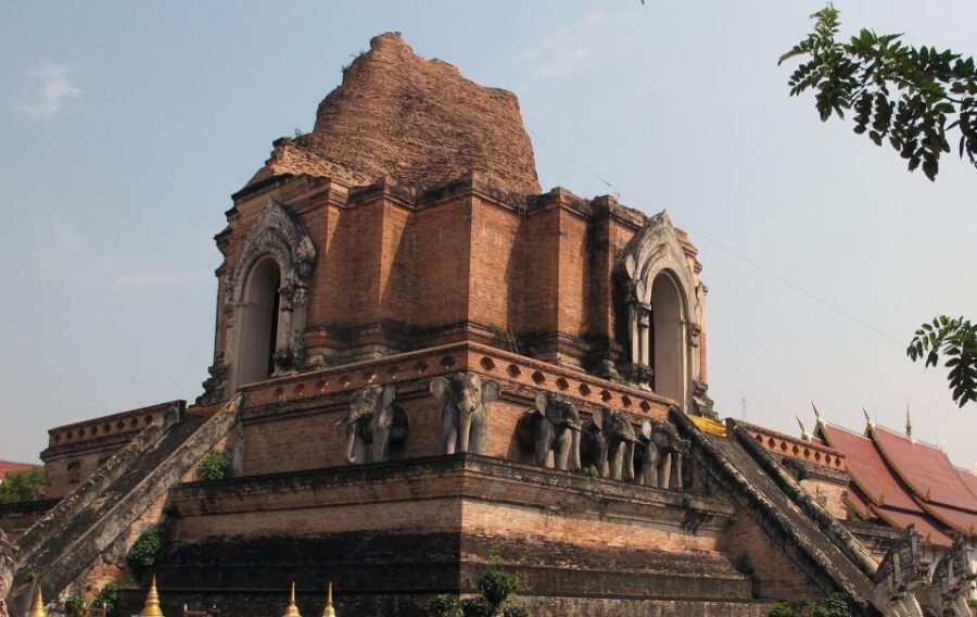 Chiang Mai City Private Tour With Lunch Buffet and Ticket - Tour Overview