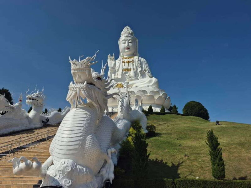 Chiang Rai : Half-Day Temple Tour in Chiang Rai (8 Am -1 Pm) - Itinerary Highlights