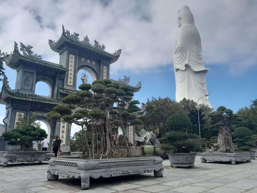 Da Nang to Bana Hills, Marble Mountain & Monkey Mountain