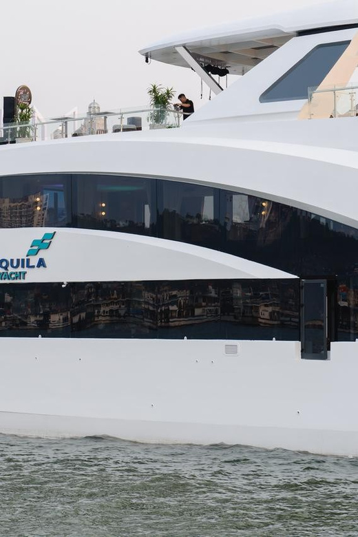 Day Trip - Luxury Experience In Ha Long Bay By Saquila Yacht - Overview of the Luxury Experience