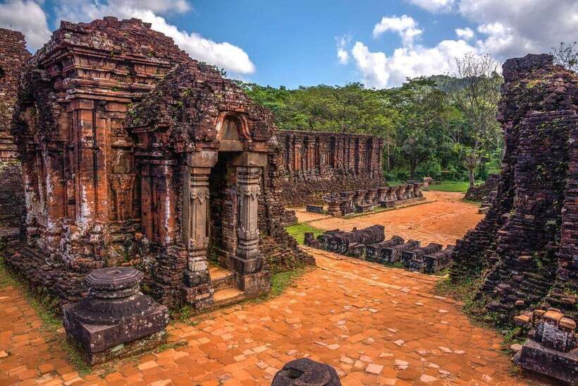From Da Nang/Hoi An: Visit My Son Sanctuary In Half Day