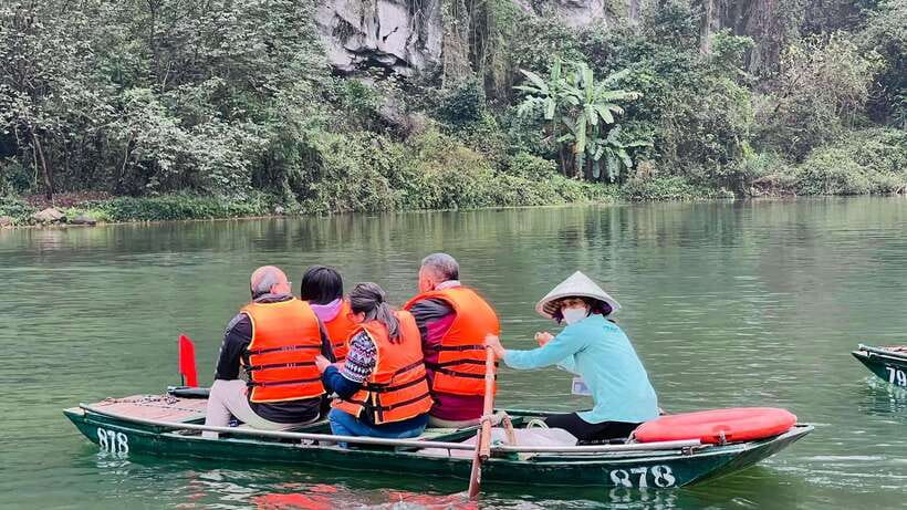 From Hanoi: Hoa Lu – Trang An 1 Day Trip
