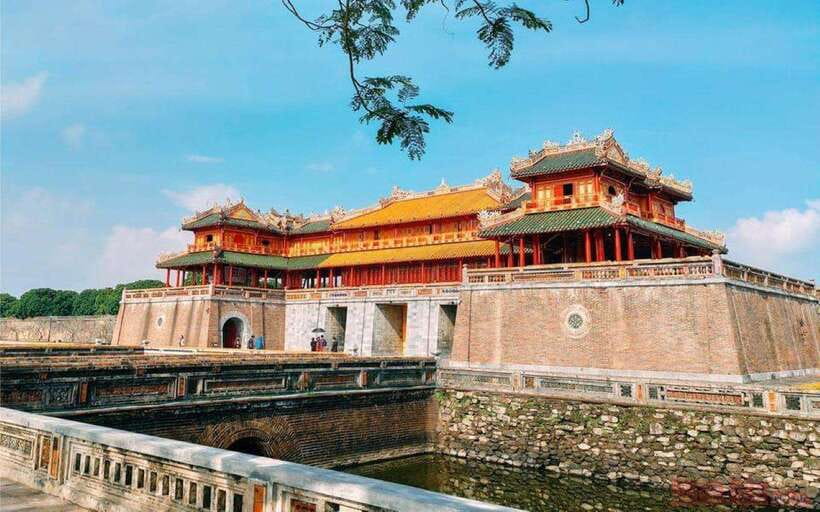 From Hoi An/Da Nang: Hue Imperial City Group Tour With Lunch