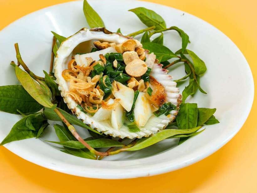 Hanoi: Michelin-Selected Street Food Walking Tour - Overview of the Tour