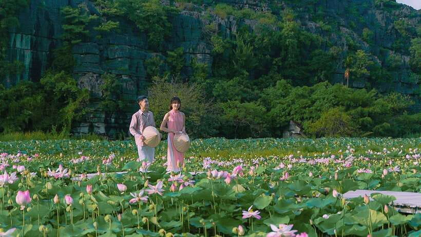 Hanoi: Trang An, Hoa Lư and Mua Cave 1-Day Trip With Lunch