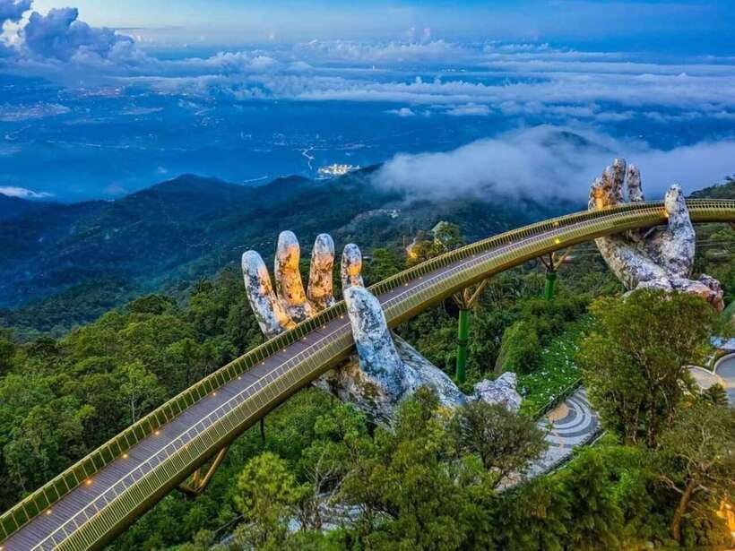 Hoi An/Da Nang :Golden Bridge-BaNa Hills by Private Car