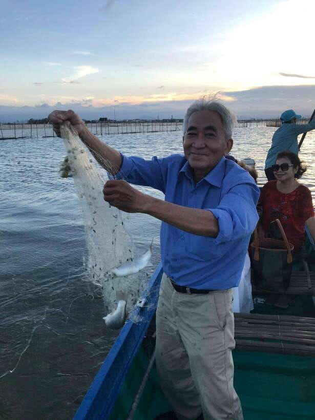 Hue: Tam Giang Lagoon Sunset Tour With Seafood Dinner