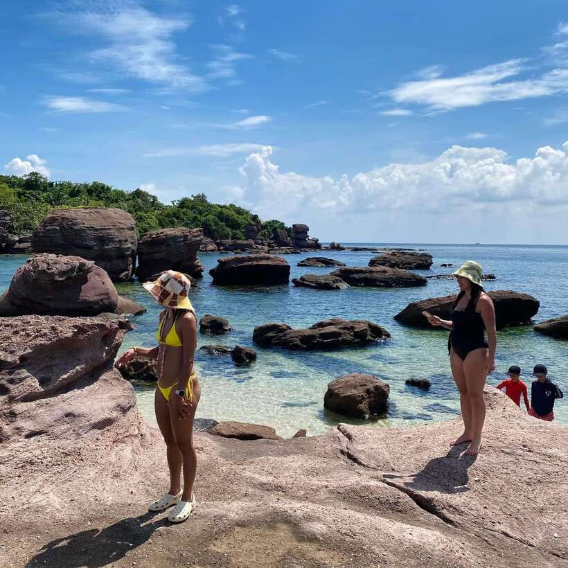 Nha Trang 4 Island Tour: Bai Tranh, Con Se Tre, Aquarium