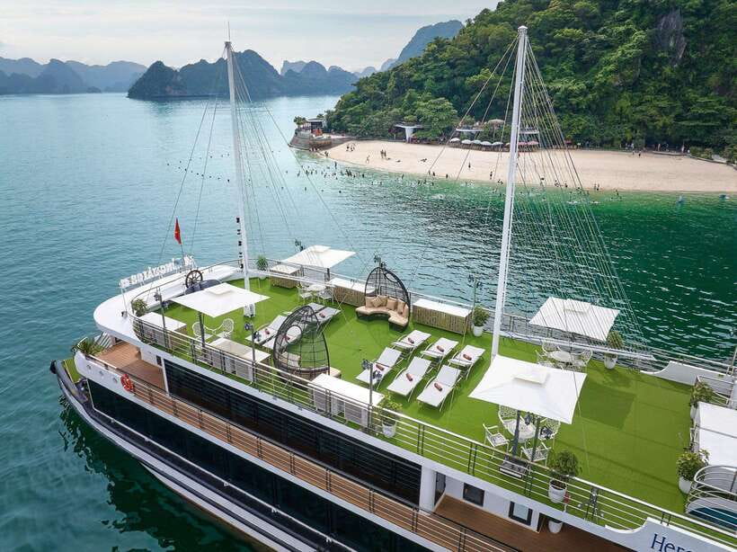 Premium Halong Day Cruise With Buffet Lunch, Cave & Island