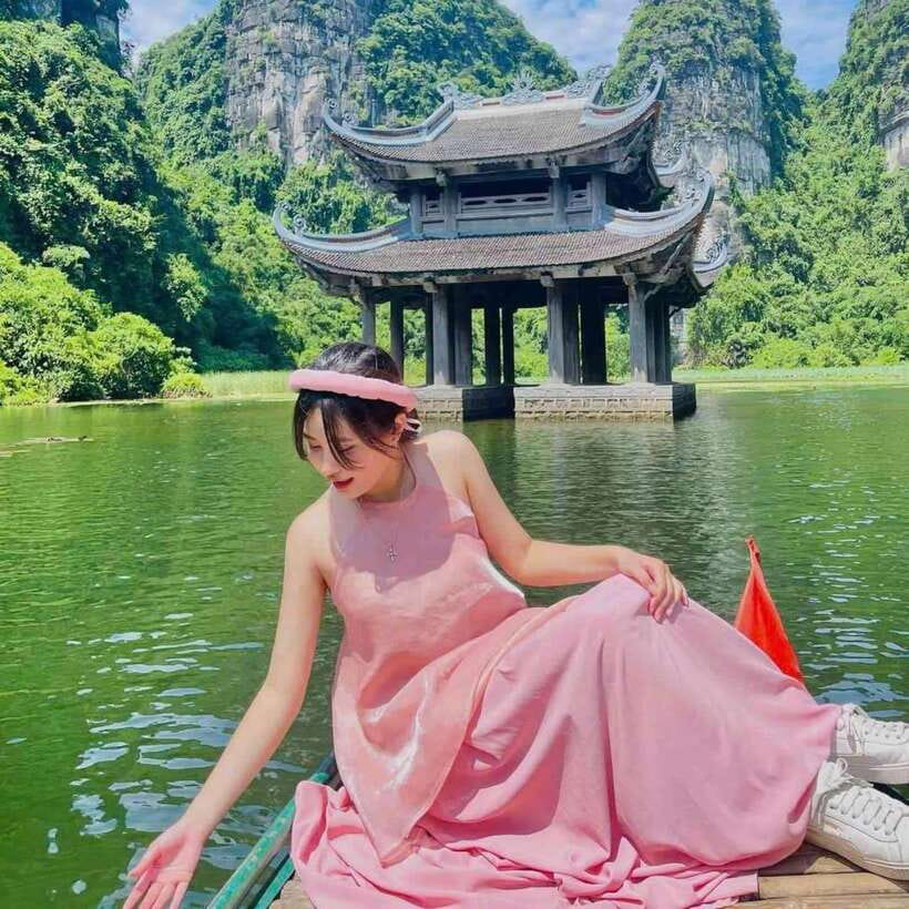 Trang An Boat, Bai Dinh Pagoda, & Mua Cave Tour