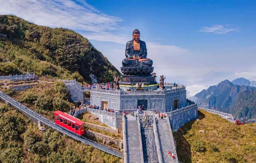 2-Day Tour To Sapa Stay Hotel With Beautiful Natural View - Itinerary Details for Day 1