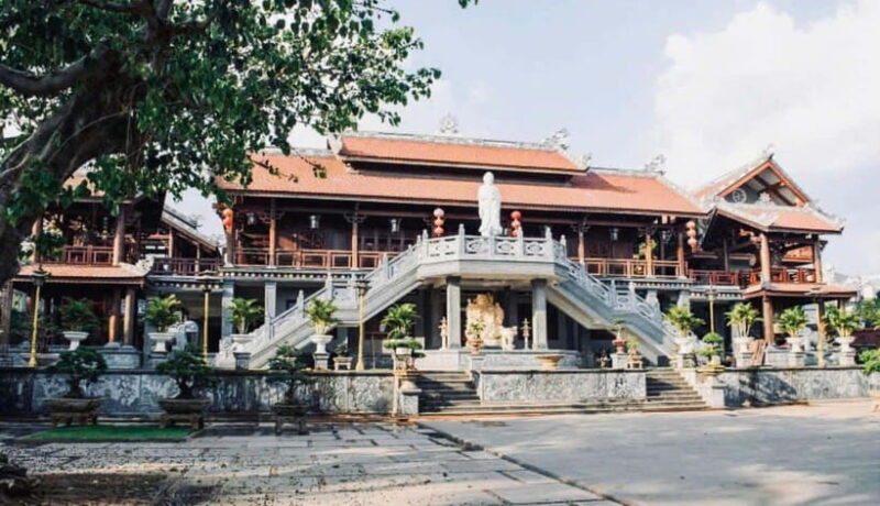 Buon Ma Thuot: City Walking Tour With Local Cuisine - Local Cuisine to Savor