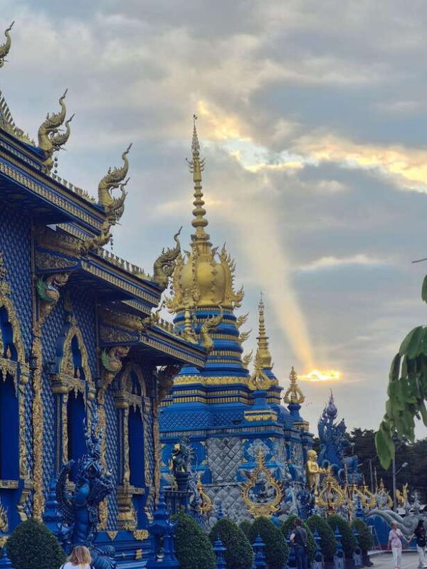 Chiang Rai : Half-Day Temple Tour in Chiang Rai (8 Am -1 Pm) - Key Points