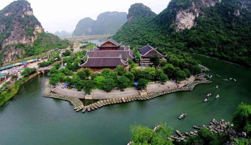 From Hanoi: Bai Dinh, Trang An Mua Cave - A Scenic Day Tour - Bai Dinh Temple Visit