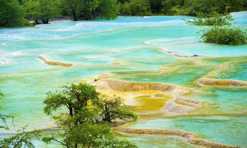2days private tour to Jiuzhaigou and Huanglong - Key Points